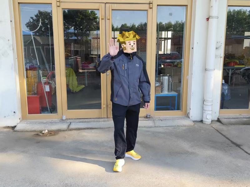 ​Stap binnen in onze Pandawin-sportfabriek – een rondleiding door de productie van vechtsportartikelen