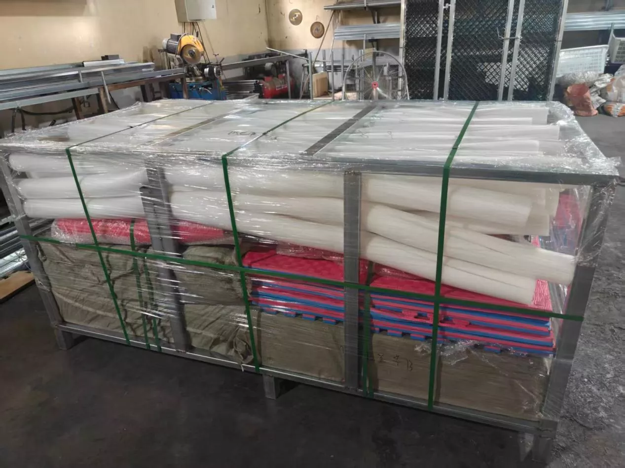 Hoe gaan Pandawin Sports-boksringen, nu de wereldwijde verzending volgt op voormontage en testen in de fabriek, om met de uitdagingen van transportschade en installatie?